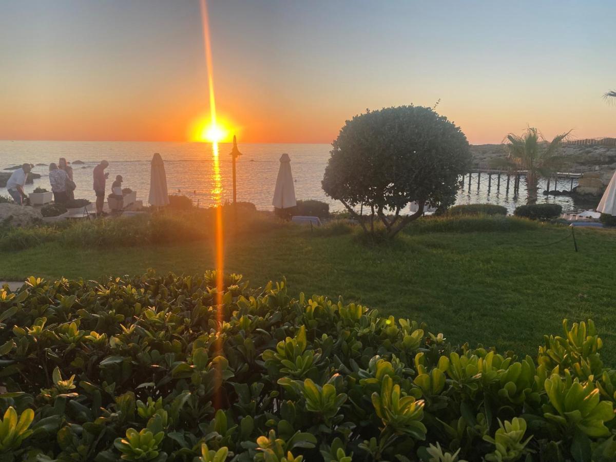 Faros Sea View