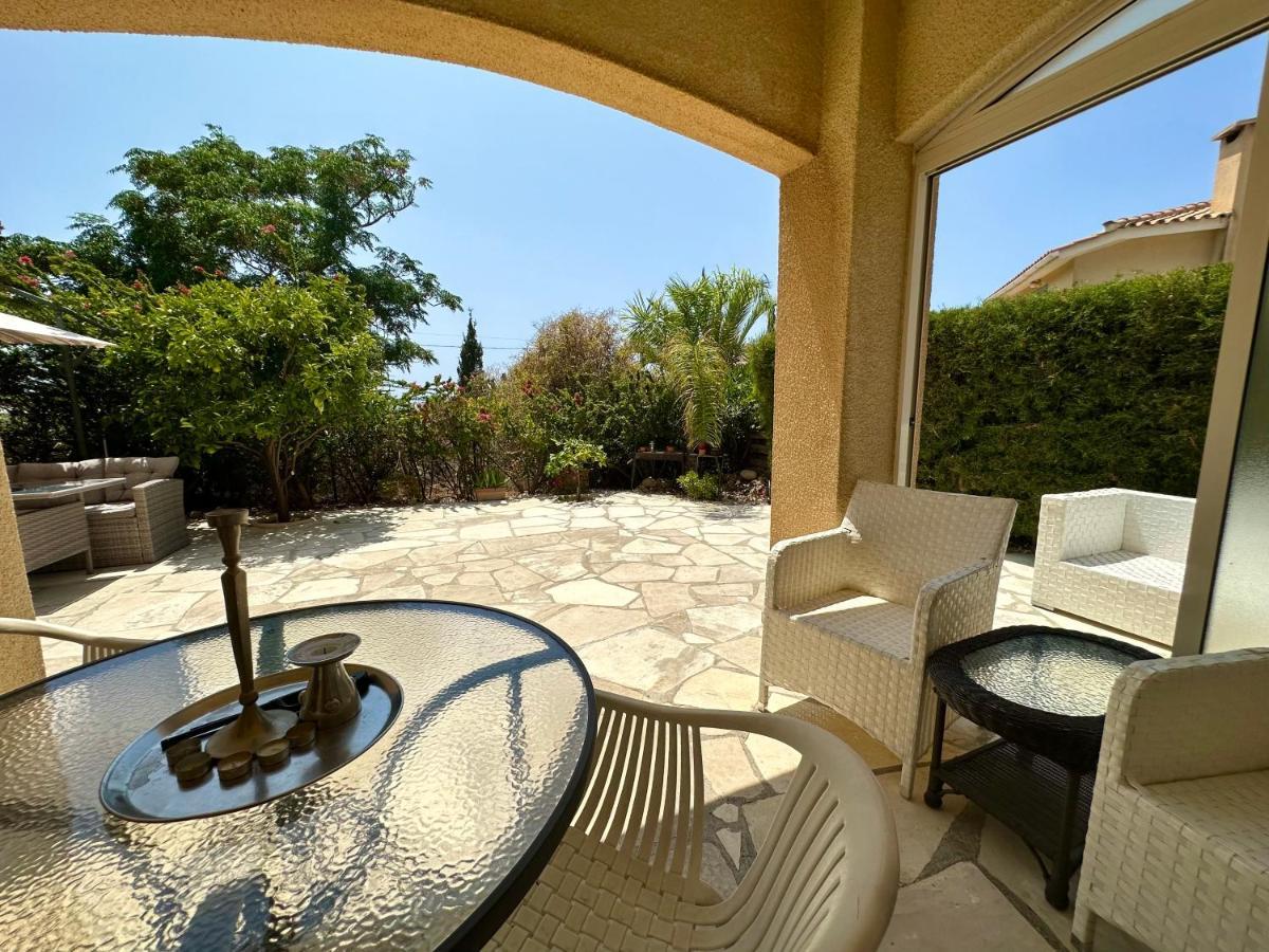New Cozy Near The Beaches In The Magnificent Gardens Of Regina With Swimming Pools! Villa