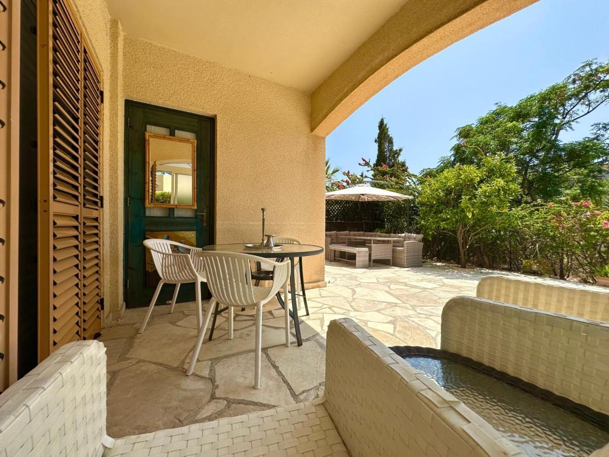 New Cozy Near The Beaches In The Magnificent Gardens Of Regina With Swimming Pools! Villa *
