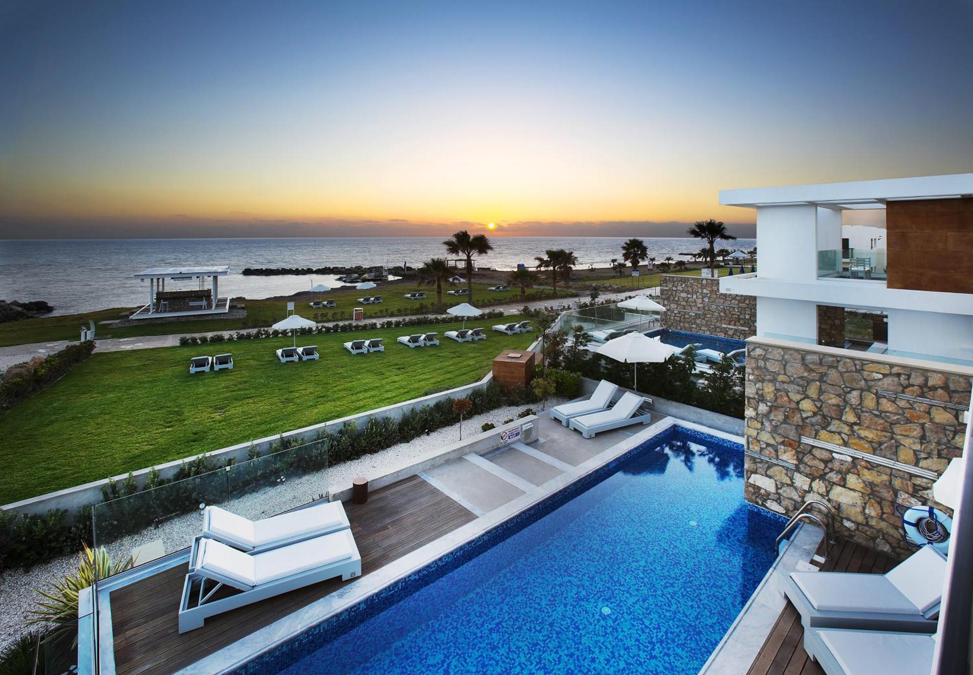 Paradise Cove Luxurious Paphos