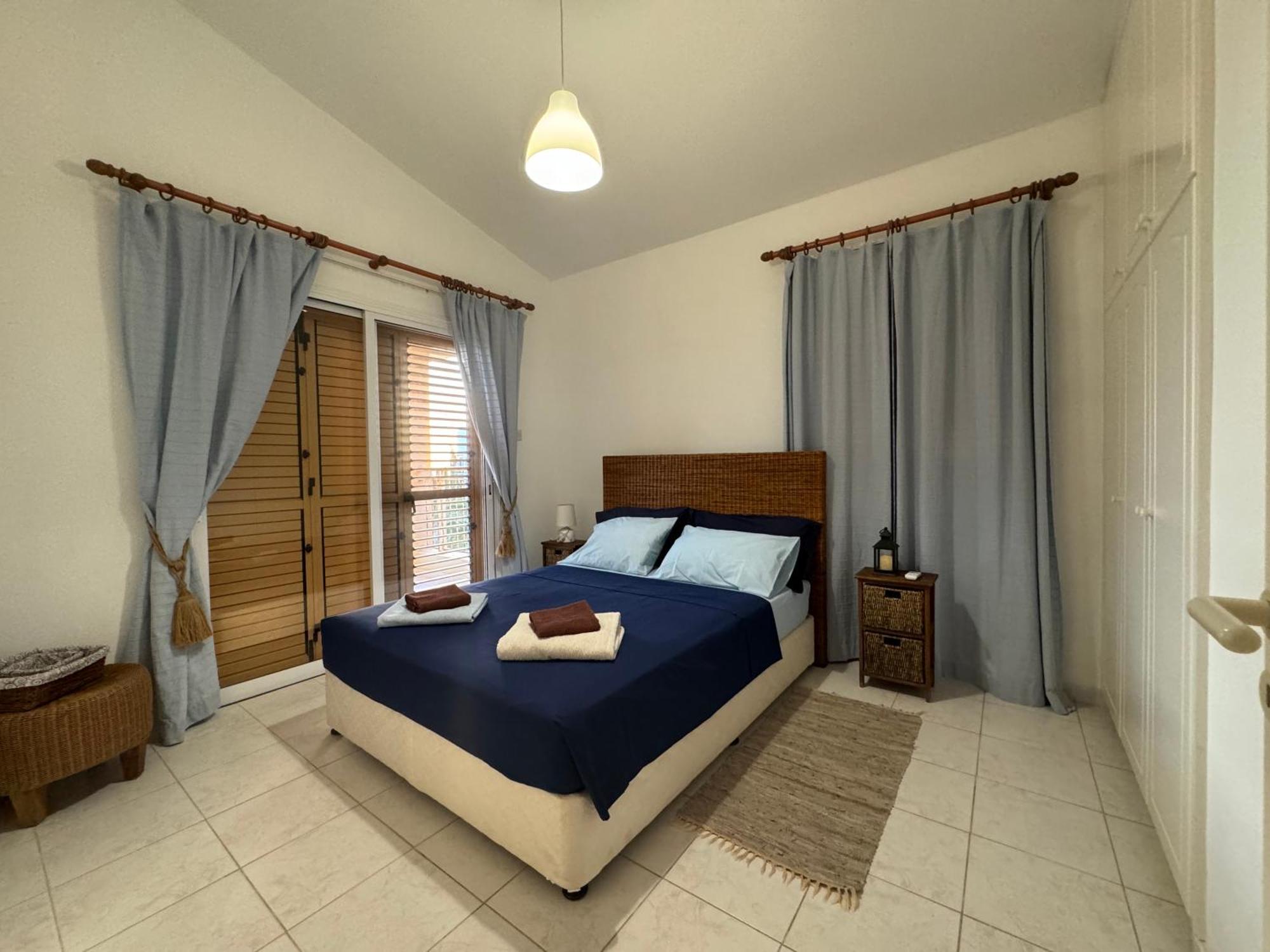 New Cozy Near The Beaches In The Magnificent Gardens Of Regina With Swimming Pools!