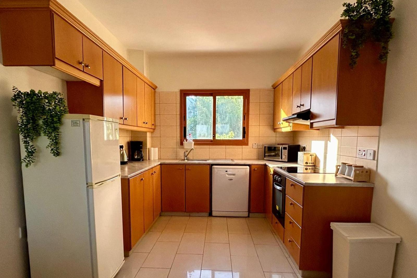 Apartment Marlen's Place Near Airport Paphos