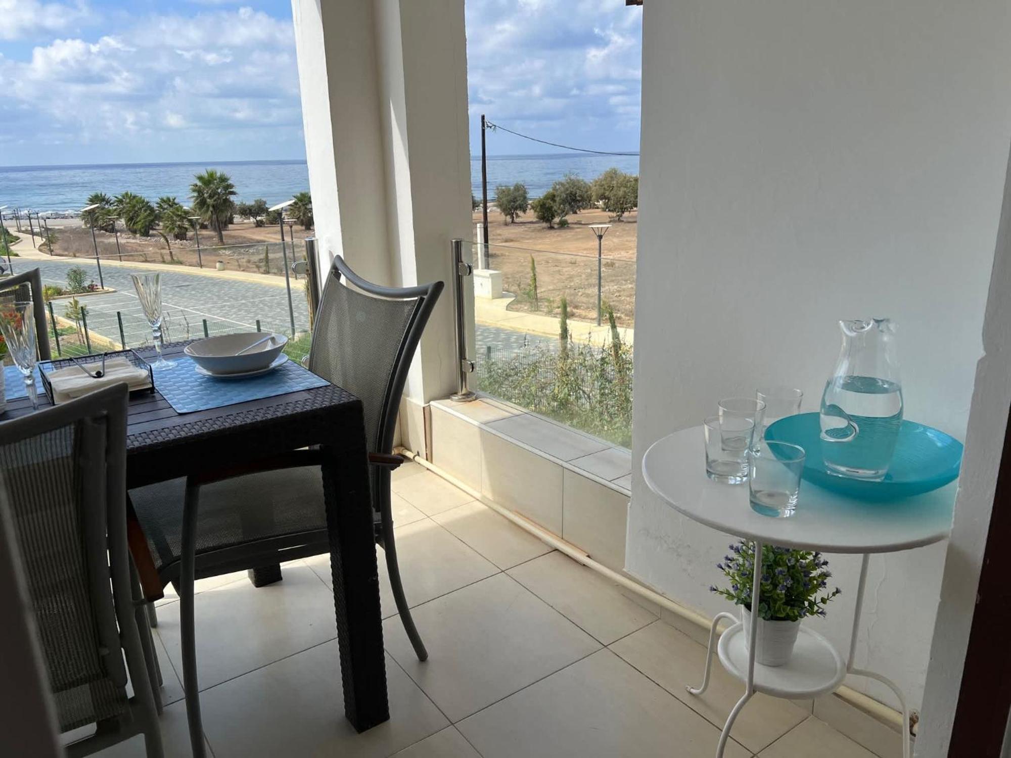 Beachfront - Spacious 3 Bed With Amazing Sea Views Paphos