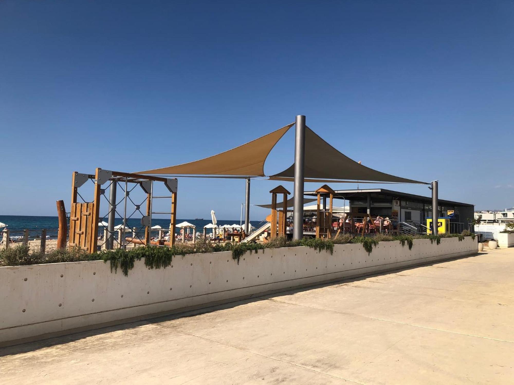Beachfront - Spacious 3 Bed With Amazing Sea Views Apartment Paphos