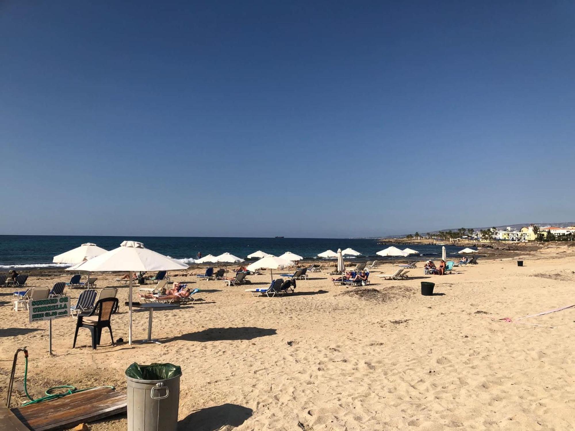 Beachfront - Spacious 3 Bed With Amazing Sea Views *