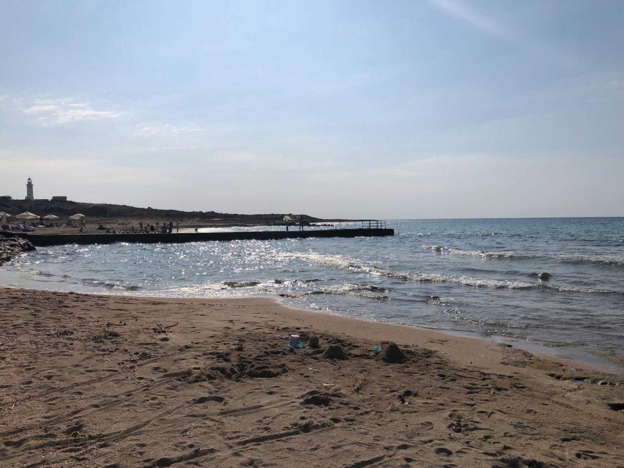 Beachfront - Spacious 3 Bed With Amazing Sea Views * Paphos