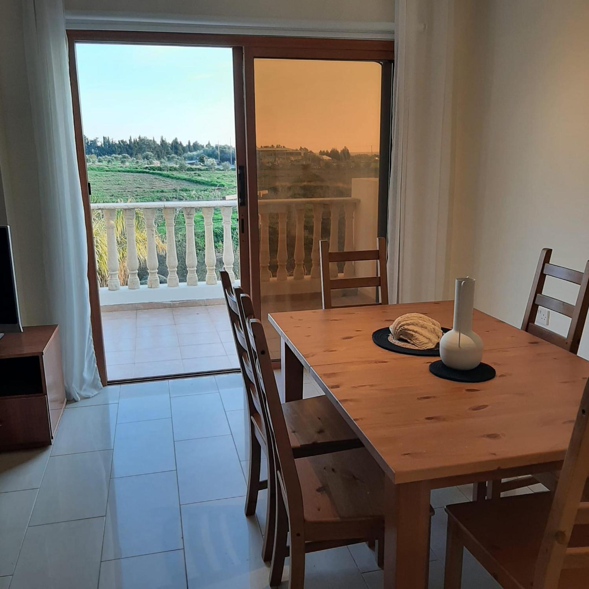 Apartment Marlen's Place Near Airport Paphos