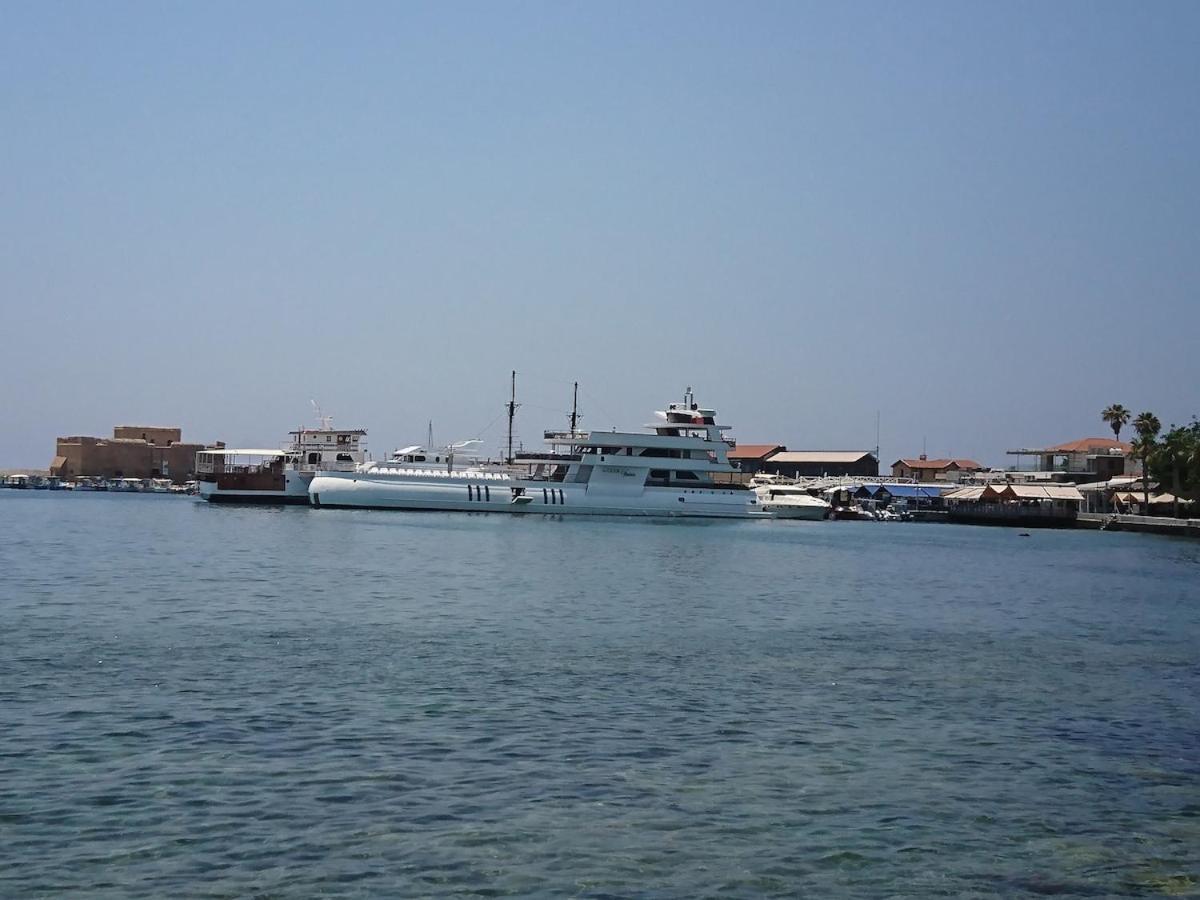 1-2bd * Paphos