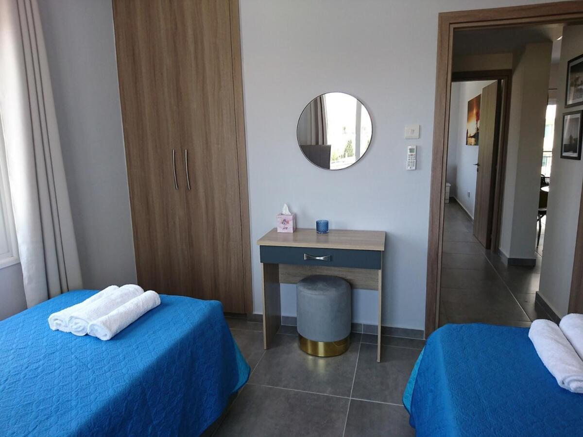 1-2bd Apartment *
