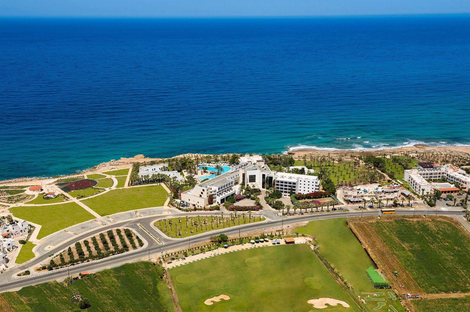 Azia & Resort 5*